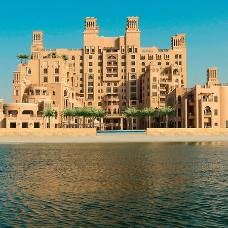 Sheraton Sharjah Beach Resort And Spa Exterior photo The Palace Downtown Dubai