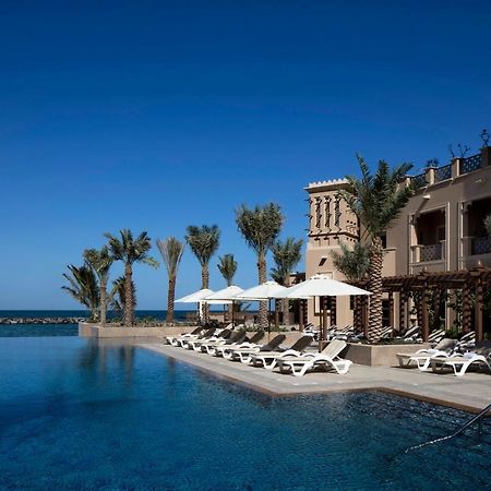 Sheraton Sharjah Beach Resort And Spa Exterior photo The pool at the Royal Mirage