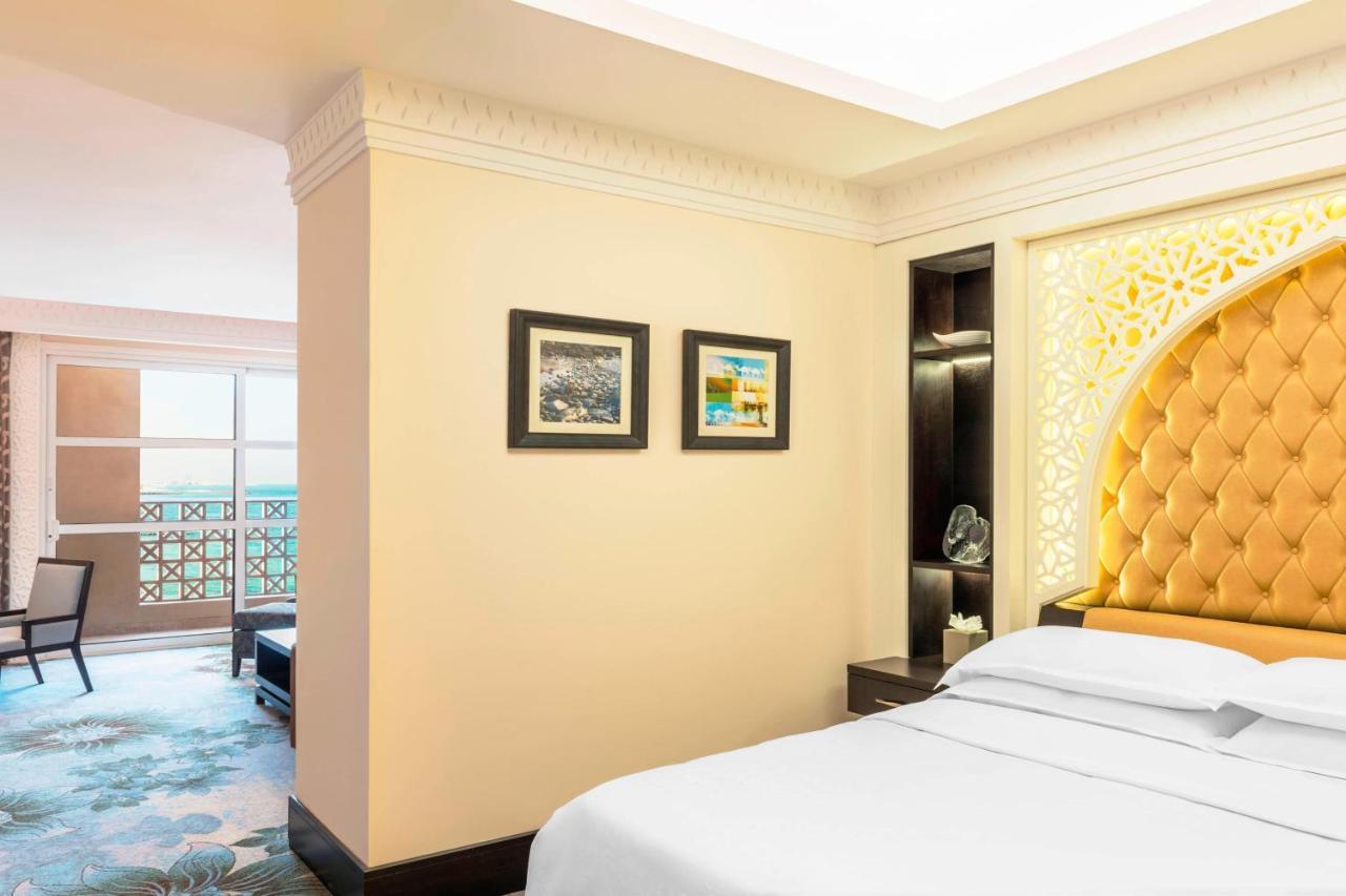 Sheraton Sharjah Beach Resort And Spa Exterior photo Deluxe Suite