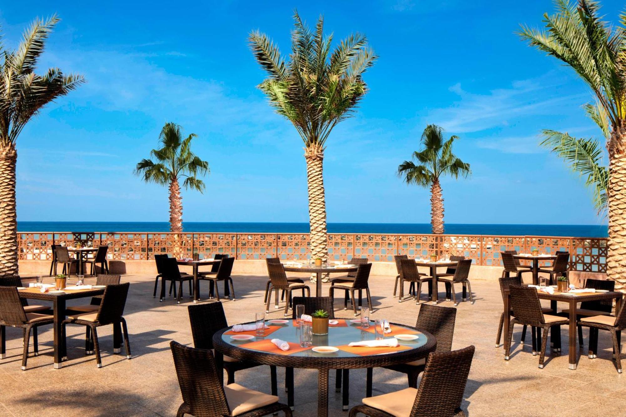 Sheraton Sharjah Beach Resort And Spa Exterior photo The Beach at The Westin La Paloma